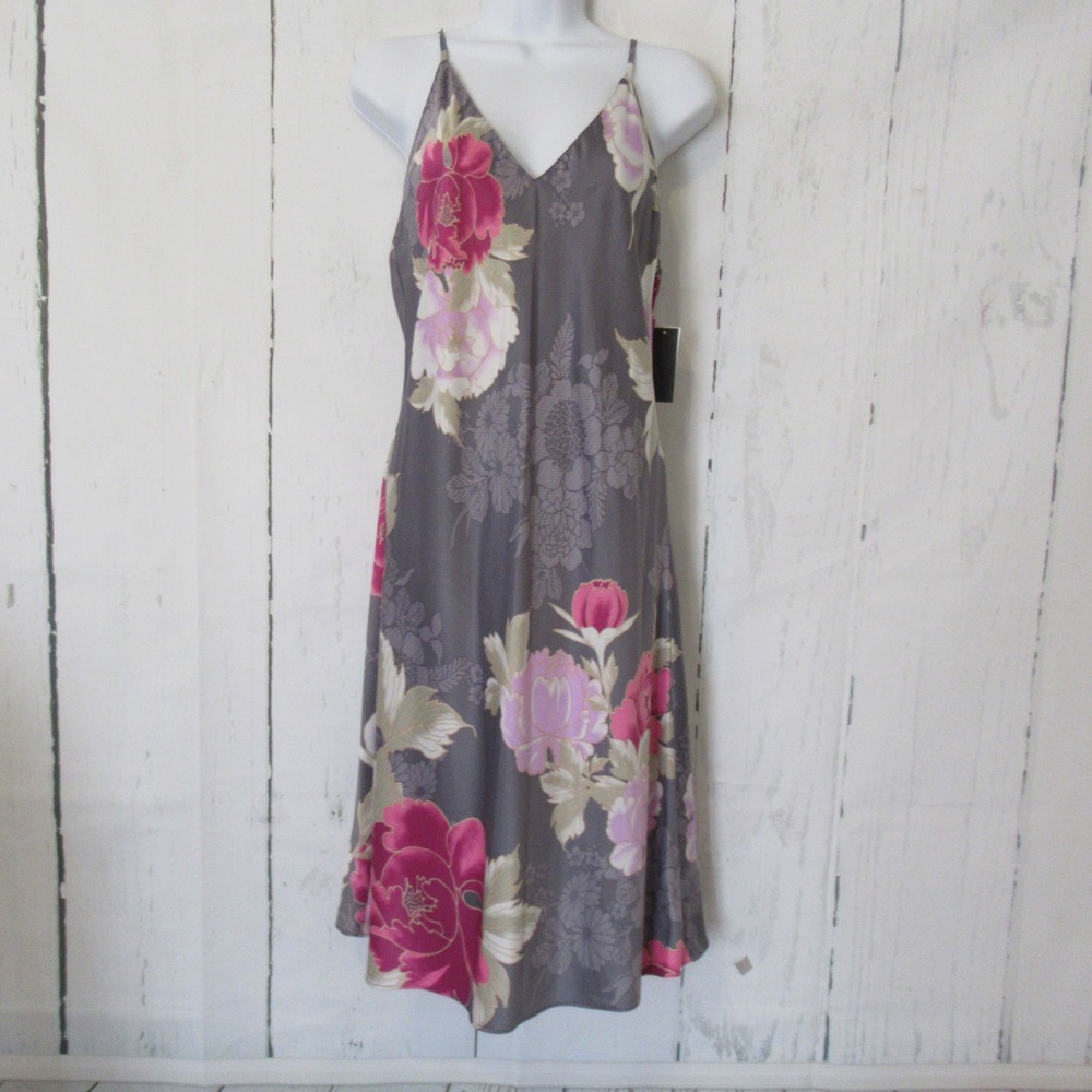 New‎ Natori Nightgown M Gray Floral Asian Tropical Slip Dress